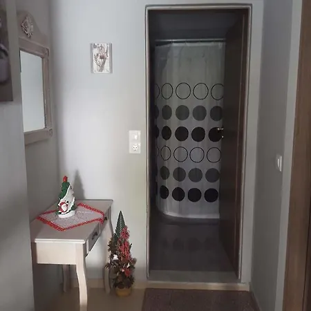 Popi's העיירה רתימנו